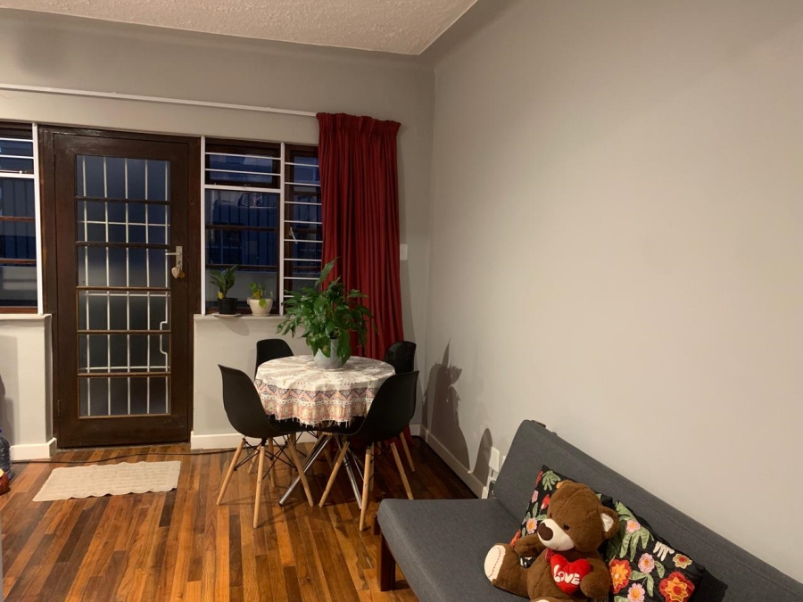 To Let 1 Bedroom Property for Rent in Rondebosch Western Cape